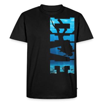 23F 0299 bk - Men's Premium Organic T-Shirt - black - Front - Nico (187cm)