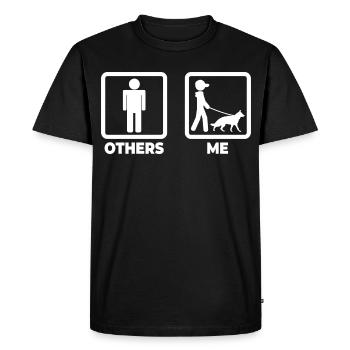 Propriétaire d’un berger allemand - T-shirt Premium bio Homme - noir - Devant - Nico (187cm)
