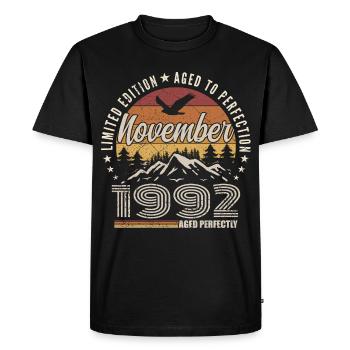 Légendes Novembre 1992 Millésime Novembre 1992  - T-shirt Premium bio Homme - noir - Devant - Nico (187cm)