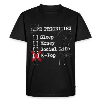La K-pop est ma seule priorité - T-shirt Premium bio Homme - noir - Devant - Nico (187cm)