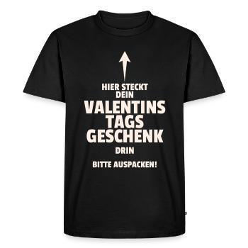 Here's your Valentine's Day gift. Unpack! - Men's Premium Organic T-Shirt - black - Front - Nico (187cm)
