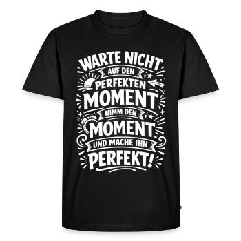 Don't wait – seize the moment - Men's Premium Organic T-Shirt - black - Front - Nico (187cm)