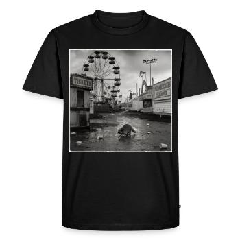 Abandoned Funfair Raccoon Retro Funfair Animal - Men's Premium Organic T-Shirt - black - Front - Nico (187cm)
