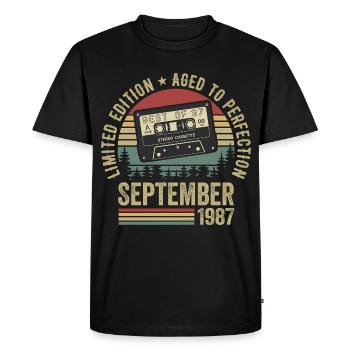 Born in September 1987 Vintage 1987 - Men's Premium Organic T-Shirt - black - Front - Nico (187cm)