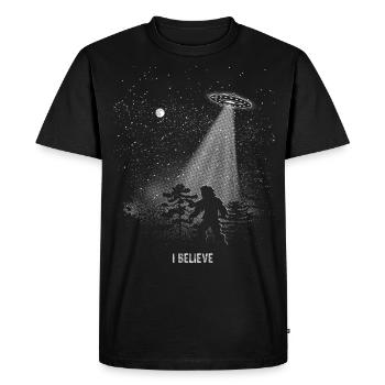 I Believe in Bigfoot - Men's Premium Organic T-Shirt - black - Front - Nico (187cm)