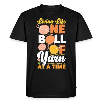 Tricoter Tricoter Living Life One - T-shirt Premium bio Homme - noir - Devant - Nico (187cm)