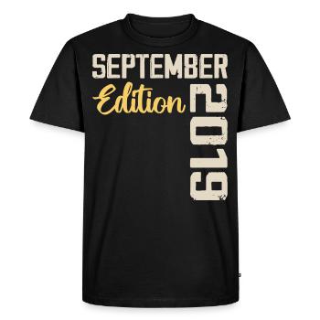 September 2019 - 5th Anniversary September 2019 - Men's Premium Organic T-Shirt - black - Front - Nico (187cm)