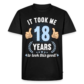 il m’a fallu 18 ans pour avoir l’air de ce bon anniversaire de 18 ans - T-shirt Premium bio Homme - noir - Devant - Nico (187cm)