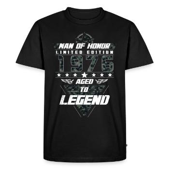 Man of Honor Year of Birth 1976 Camouflage Gift - Men's Premium Organic T-Shirt - black - Front - Nico (187cm)