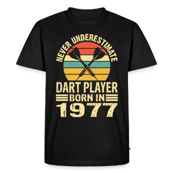 Ne sous-estimez jamais le joueur de fléchettes né en 1977 - T-shirt Premium bio Homme - noir - Devant - Nico (187cm)