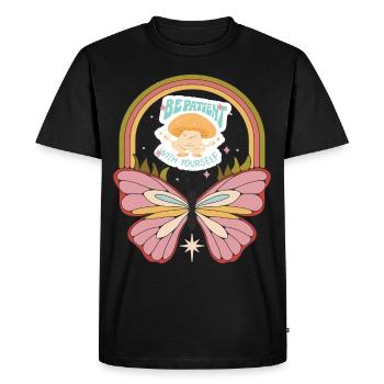 Rétro Butterfly Motivation Dicton avec des fesses mignonnes - T-shirt Premium bio Homme - noir - Devant - Nico (187cm)