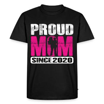 Proud Mom Since 2020 - Men's Premium Organic T-Shirt - black - Front - Nico (187cm)