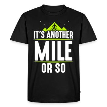 Une autre randonnée d’un demi-mile - T-shirt Premium bio Homme - noir - Devant - Nico (187cm)