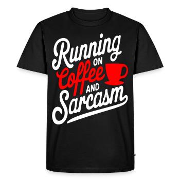 « Courir sur le café et le sarcasme » Conception de citation amusante - T-shirt Premium bio Homme - noir - Devant - Nico (187cm)