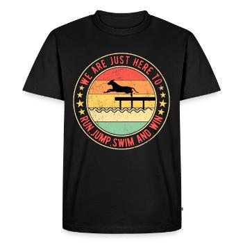 Dock Diving Run, Jump, Swim et Win - T-shirt Premium bio Homme - noir - Devant - Nico (187cm)