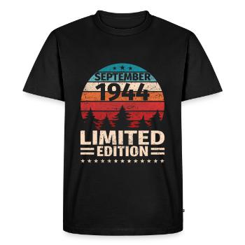 79th Birthday September Vintage 1944 Vintage - Men's Premium Organic T-Shirt - black - Front - Nico (187cm)