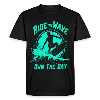 Surfer sur la vague – Own the Day Dicton - T-shirt Premium bio Homme - noir - Devant - Nico (187cm)