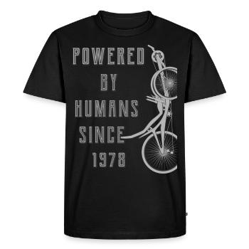 POWERED BY HUMANS SINCE 1978 - Men's Premium Organic T-Shirt - black - Front - Nico (187cm)