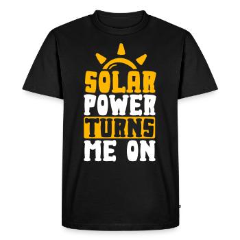 Solar Power Turns Me On Renewable Energy - Men's Premium Organic T-Shirt - black - Front - Nico (187cm)