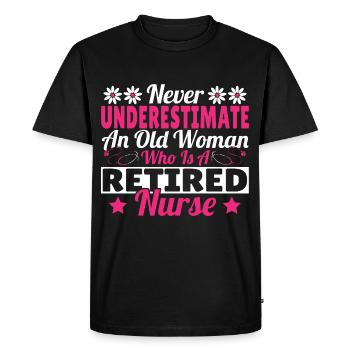 Never underestimate an old woman who has a - Men's Premium Organic T-Shirt - black - Front - Nico (187cm)