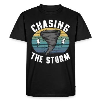 Découvrez le monde fascinant de la chasse aux tornades - T-shirt Premium bio Homme - noir - Devant - Nico (187cm)