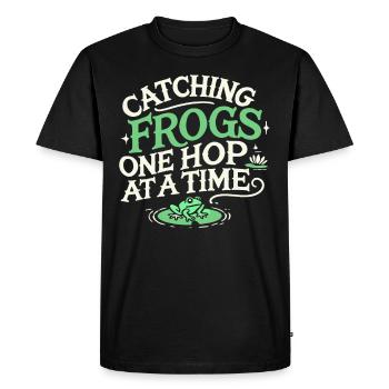 Amphibian frog hunter enthusiast, frog trapping - Men's Premium Organic T-Shirt - black - Front - Nico (187cm)