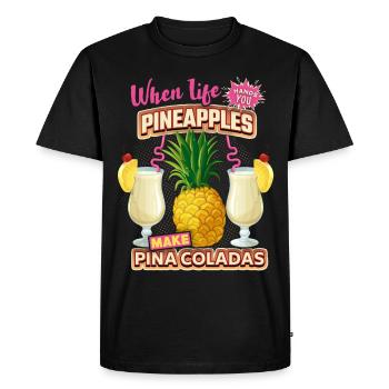 Pineapple's funny saying with Pina-Coladas - Men's Premium Organic T-Shirt - black - Front - Nico (187cm)