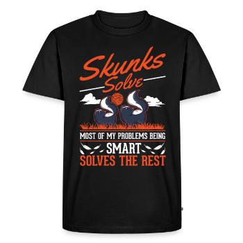 Skunk Lover - Men's Premium Organic T-Shirt - black - Front - Nico (187cm)