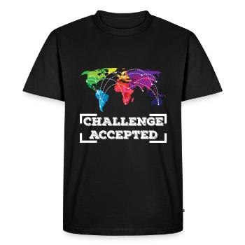 TRAVELING : Challenge Accepted - T-shirt Premium bio Homme - noir - Devant - Nico (187cm)