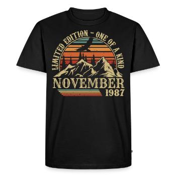Né en Novembre 1987 - Anniversaire Novembre 1987 - T-shirt Premium bio Homme - noir - Devant - Nico (187cm)