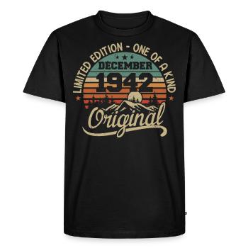 Original Cadeau Anniversaire 83 ans, Décembre 1942 - T-shirt Premium bio Homme - noir - Devant - Nico (187cm)