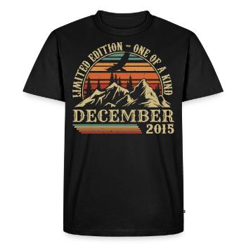 Vintage December 2015, great since December 2015 - Men's Premium Organic T-Shirt - black - Front - Nico (187cm)