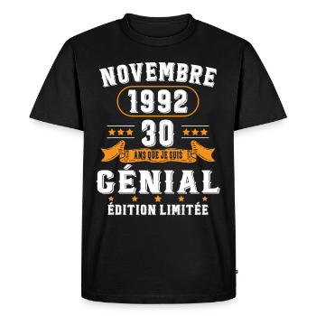 30 Ans Anniversaire Vintage Né(e) en Novembre 1992 - T-shirt Premium bio Homme - noir - Devant - Nico (187cm)