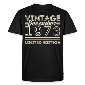 Vintage December 1973 - 52nd Anniversary December - Men's Premium Organic T-Shirt - black - Front - Nico (187cm)