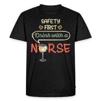 Safety First Trinke mit Lustige Krankenschwester - Männer Premium Bio T-Shirt - Schwarz - Vorne - Nico (187cm)