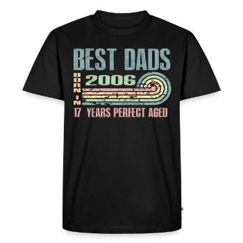 The best fathers were born in 2006, 17 years old, - Men's Premium Organic T-Shirt - black - Front - Nico (187cm)