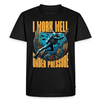 Chasse sous-marine Je travaille bien sous pression Snorkeling - T-shirt Premium bio Homme - noir - Devant - Nico (187cm)
