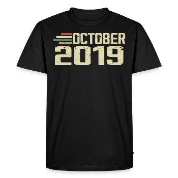 Octobre 2019 - Anniversaire en octobre 2019 - T-shirt Premium bio Homme - noir - Devant - Nico (187cm)