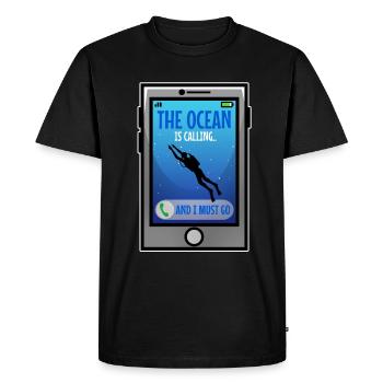 The ocean is calling and i must go - Men's Premium Organic T-Shirt - black - Front - Nico (187cm)