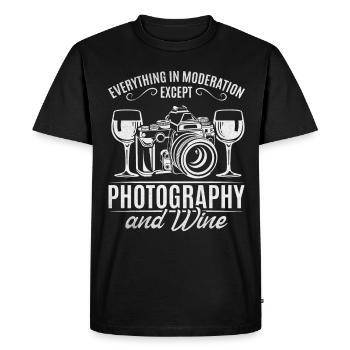 Everything in moderation except photography and wine - Men's Premium Organic T-Shirt - black - Front - Nico (187cm)