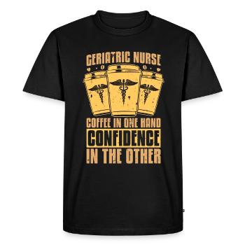 Café d’infirmière gériatrique dans une main Gérontologique - T-shirt Premium bio Homme - noir - Devant - Nico (187cm)