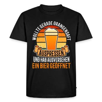 Squeezing orange juice accidentally opened beer - Men's Premium Organic T-Shirt - black - Front - Nico (187cm)
