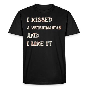 I Kissed A Veterinarian And I Like It Veterinary - Men's Premium Organic T-Shirt - black - Front - Nico (187cm)