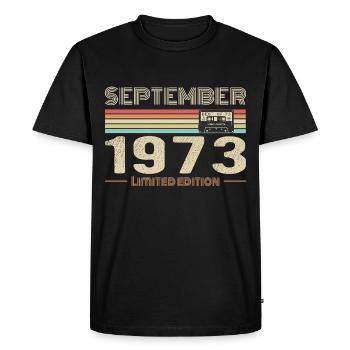 September 1973 Vintage Anniversary September 1973 - Men's Premium Organic T-Shirt - black - Front - Nico (187cm)