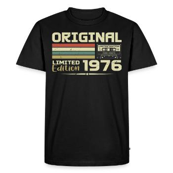 Retro 1976 Original Birthday Gift Born in 1976 - Men's Premium Organic T-Shirt - black - Front - Nico (187cm)