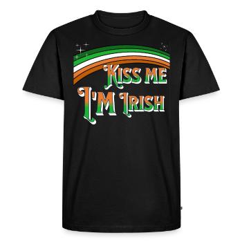 Kiss me Im Irish - Saint Patricks day Paddy's Day - Men's Premium Organic T-Shirt - black - Front - Nico (187cm)