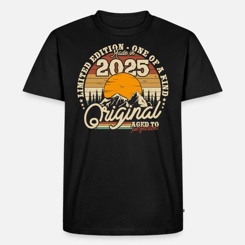 Retro Geschenkidee 2025 - Männer Premium Bio T-Shirt - Schwarz