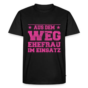 Out of the Way Wife in Action Design - Men's Premium Organic T-Shirt - black - Front - Nico (187cm)