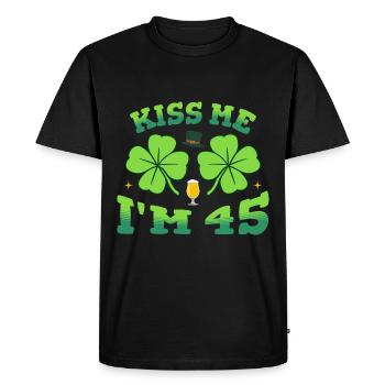 Kiss Me I'm forty five St. Patrick's Day 2026 Bday - Men's Premium Organic T-Shirt - black - Front - Nico (187cm)