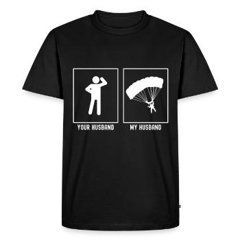 Her Husband - My Husband - Paragliding Ak - Men's Premium Organic T-Shirt - black - Front - Nico (187cm)